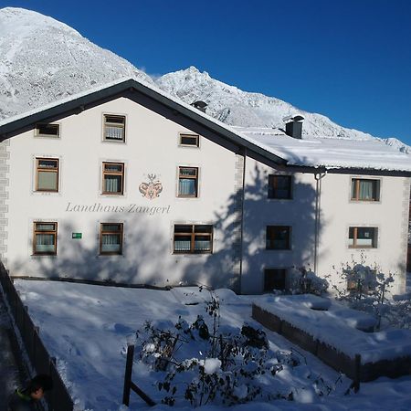 Landhaus Zangerl - Kobelerhof ランデック エクステリア 写真