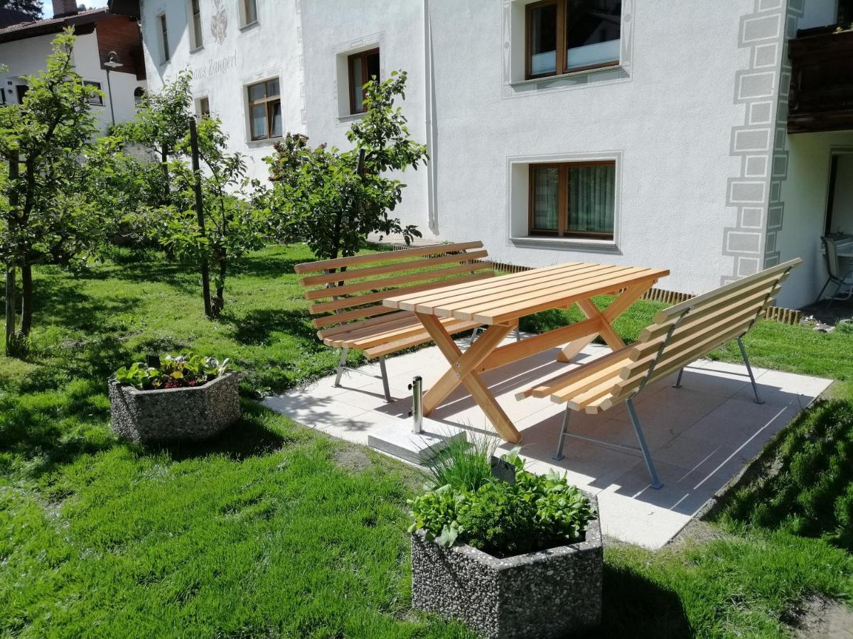 Landhaus Zangerl - Kobelerhof ランデック エクステリア 写真