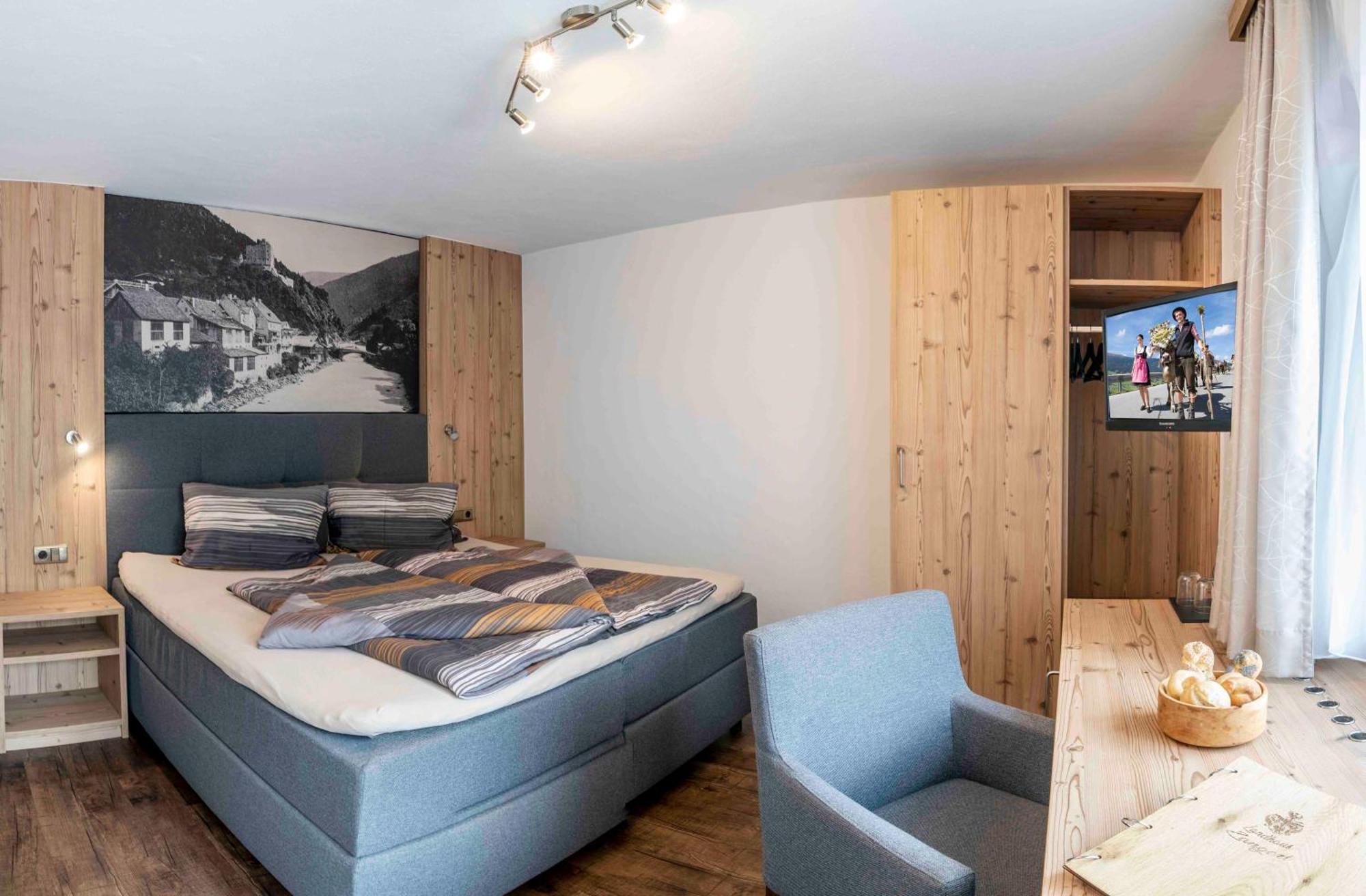 Landhaus Zangerl - Kobelerhof ランデック 部屋 写真