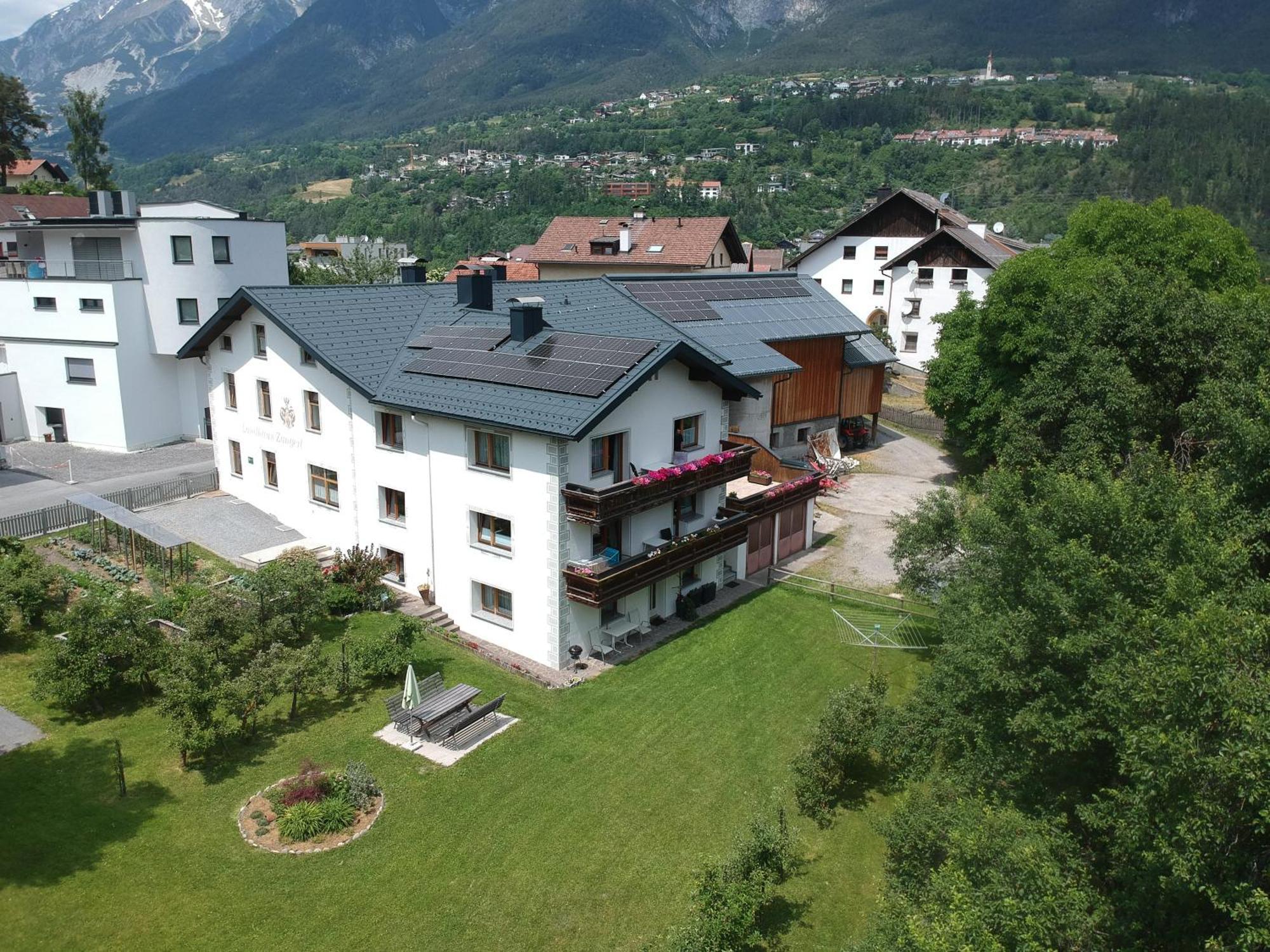 Landhaus Zangerl - Kobelerhof ランデック エクステリア 写真